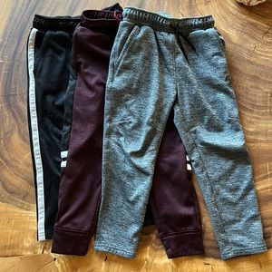 The Children’s Place set of 3 joggers size 5/6